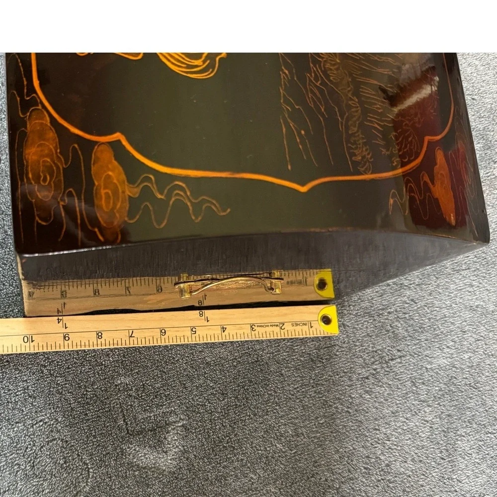 Vintage Japanese Chinese Lacquer Jewelry Box‎ Horse Scene Brass Lock
